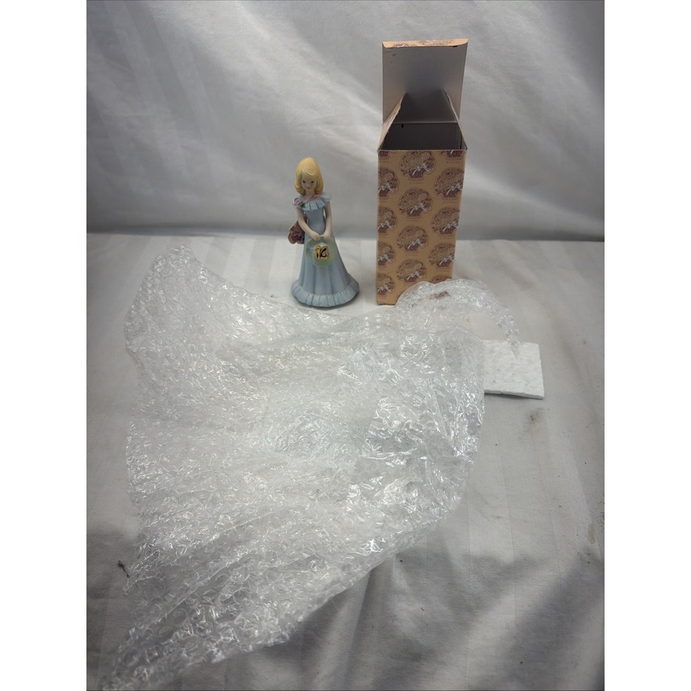1981 ENESCO Growing Up Birthday Girls Figurine, Blonde, Age 14, E-2314 w/ Box